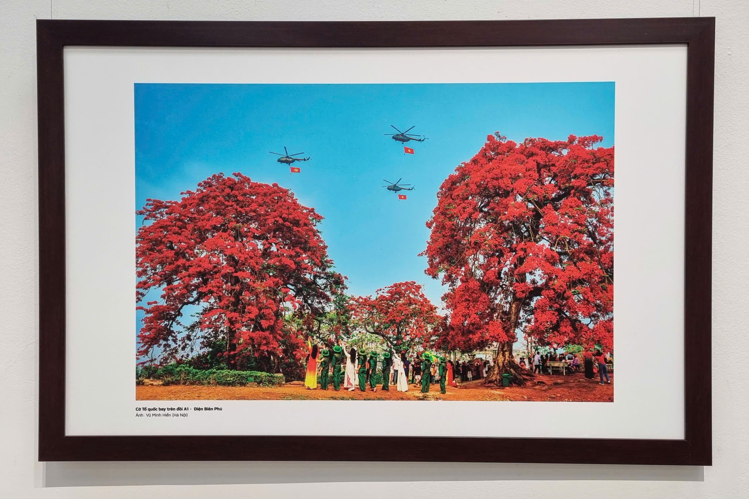 Nhìn lại những bước tiến quan trọng của đất nước qua 100 tác phẩm nhiếp ảnh - 10