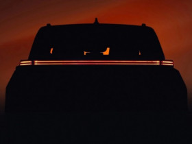 Toyota tung ảnh hé lộ mẫu xe mới gây xôn xao dư luận