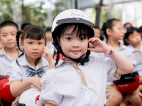 Honda Việt Nam tặng mũ bảo hiểm cho học sinh lớp Một trên toàn quốc năm học 2025 – 2026