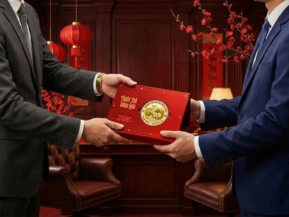 Thông tin doanh nghiệp - Nghệ thuật chọn quà giao tế: Khi hình thức song hành cùng tâm ý