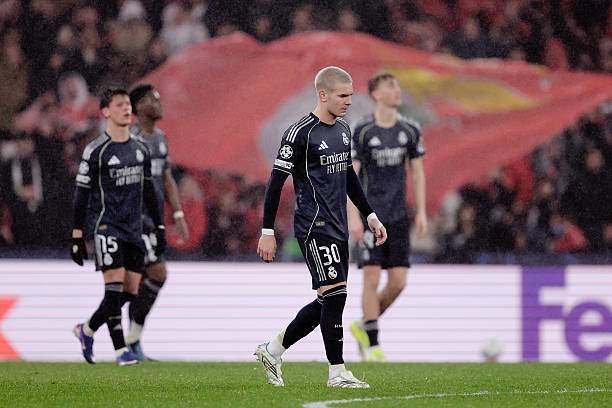 Nghi án đấu đá nội bộ giữa cầu thủ Real Madrid ngay trước thềm bốc thăm cúp C1 - 1