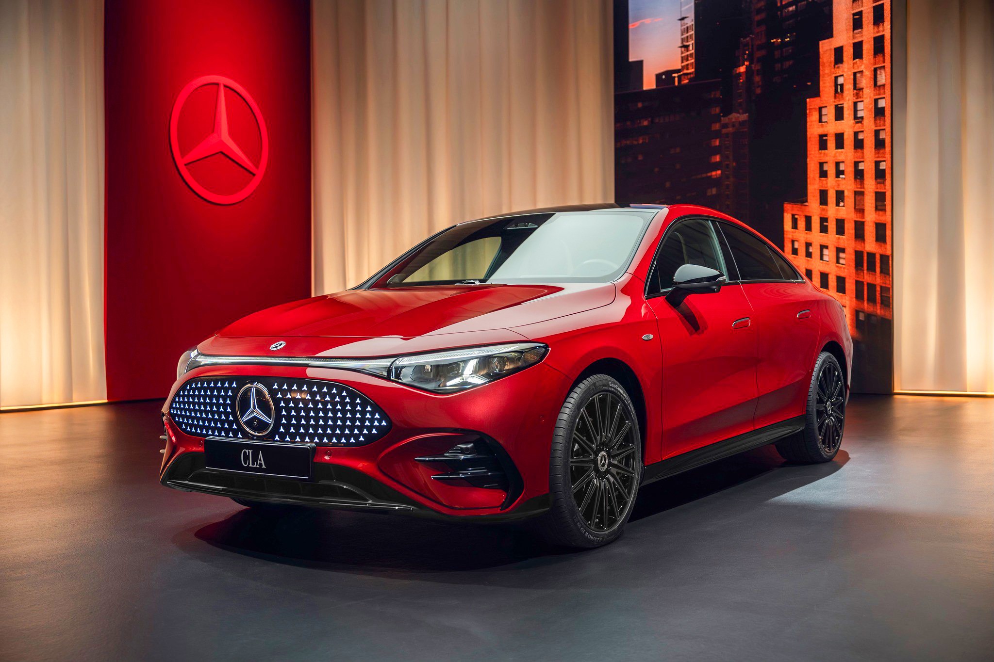 Mercedes-Benz CLA thuần điện nhiều khả năng có mặt tại Việt Nam - 1