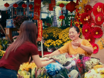 Thông tin doanh nghiệp - Tết không chỉ là đoàn viên, Tết còn sẻ chia may mắn