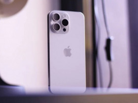 Cùng một mức giá, vì sao Android luôn cho “nhiều hơn” iPhone?