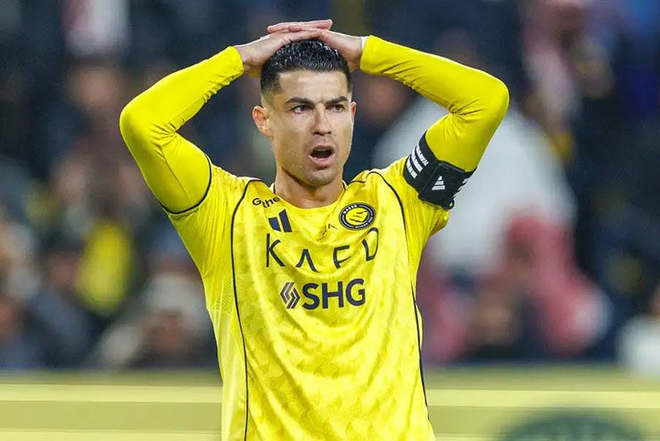 Tin mới nhất bóng đá sáng 3/2: Ronaldo được khuyên sang Mỹ đá bóng để… đóng phim cho dễ - 1