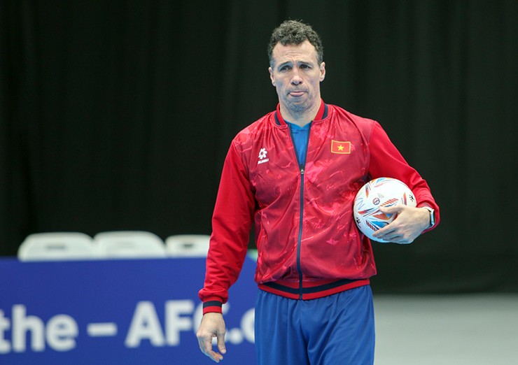 HLV Giustozzi tin ĐT futsal Việt Nam đủ bản lĩnh vượt qua Indonesia ở tứ kết châu Á - 1