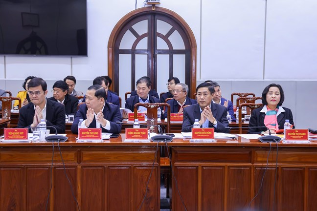 Hội nghị hiệp thương lần thứ hai: 100% đại biểu thống nhất với danh sách 217 người ở Trung ương được giới thiệu ứng cử đại biểu Quốc hội khóa XVI - 7