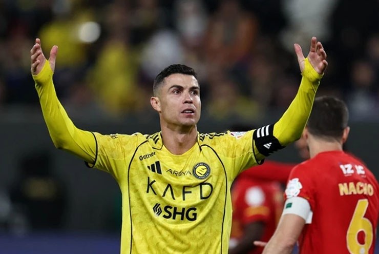 Báo Bồ Đào Nha giải oan cho Ronaldo sau lùm xùm đình công, CR7 không bỏ tập - 1