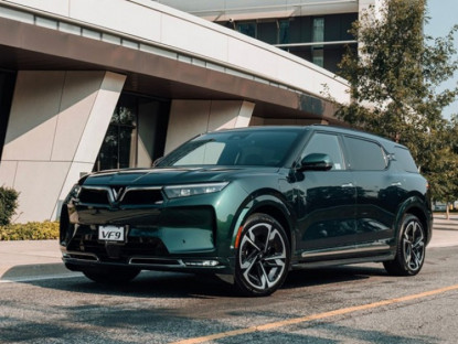 Thông tin doanh nghiệp - Không cần trả trước, lãi suất chỉ 5%/năm, VinFast VF 9 được người dùng chấm là lựa chọn “dễ vào tiền” dịp cận Tết