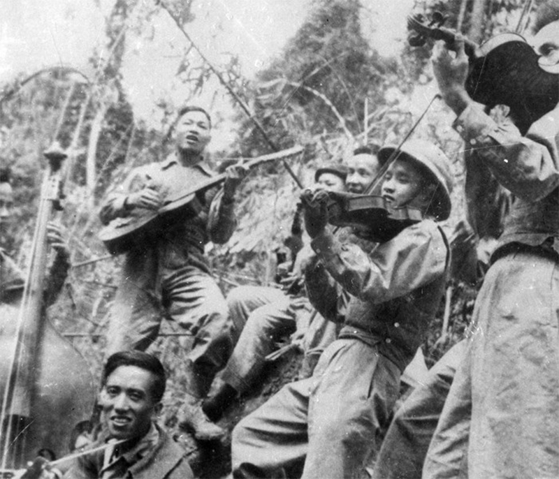 Lực lượng vũ trang, chiến tranh cách mạng luôn là đề tài lớn, nguồn cảm hứng cao đẹp trong sáng tạo văn học nghệ thuật - 2