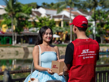 Thông tin doanh nghiệp - Valentine trong kỷ nguyên số: xa mặt nhưng không cách lòng chỉ với một "chạm"