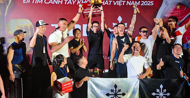 Thử thách nâng tạ một tay gây sốt thể thao VN, "nam vương boxing" hé lộ bất ngờ tiếp theo - 2