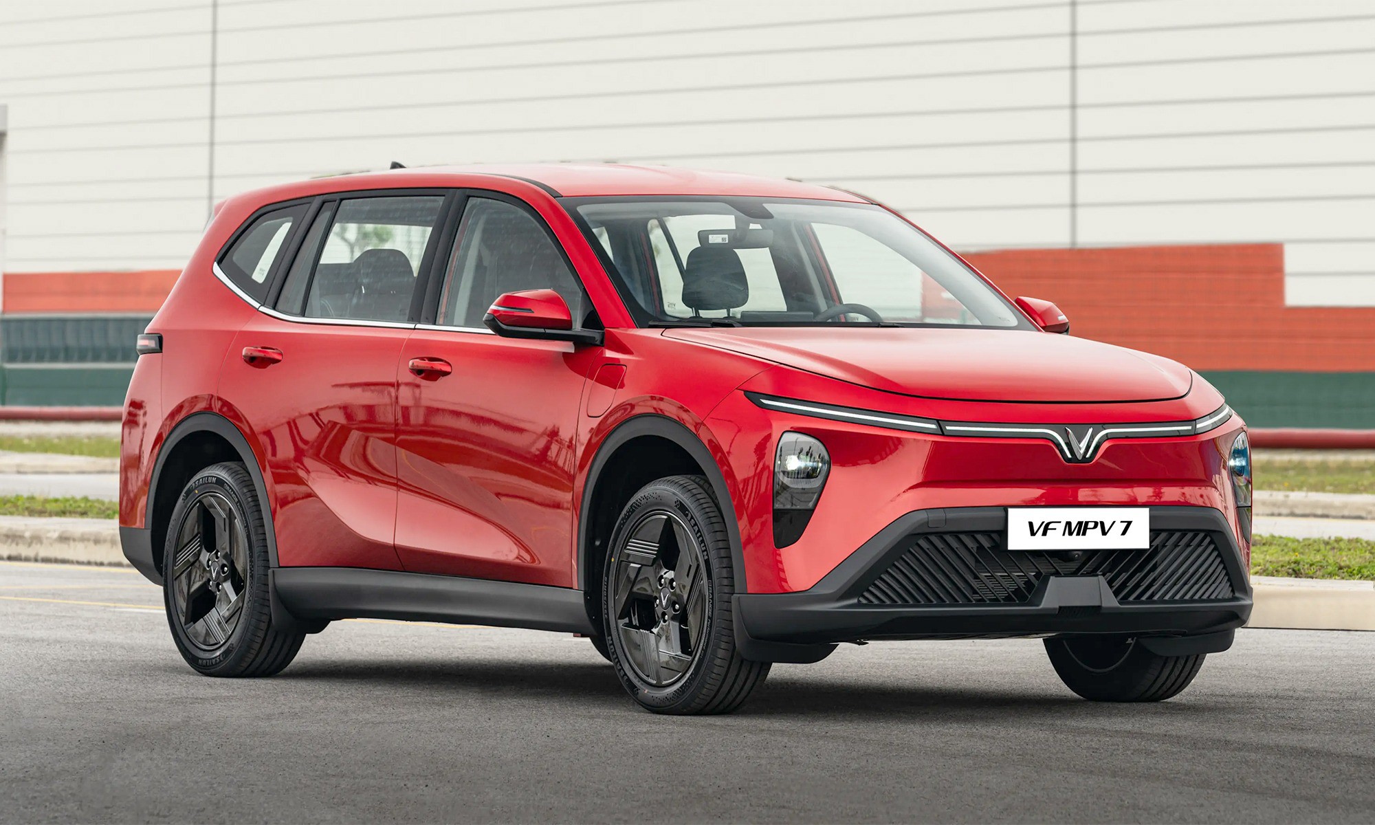 Đây là lựa chọn cho gia đình cần xe 7 chỗ để du xuân - 5