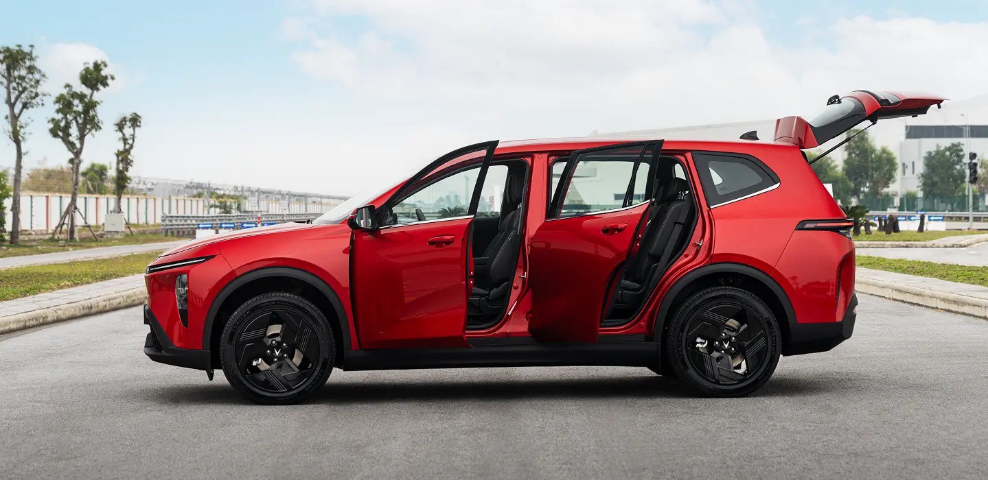 Đây là lựa chọn cho gia đình cần xe 7 chỗ để du xuân - 2