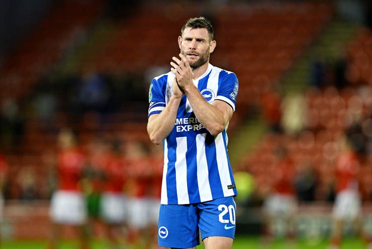 5 sao cày khỏe nhất lịch sử NHA: Giggs đá đến 40 tuổi vẫn kém 2 cựu sao Man City - 2