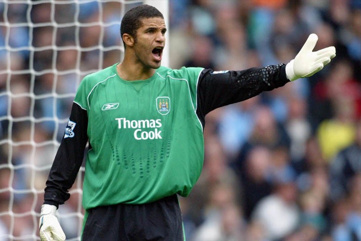 5 sao cày khỏe nhất lịch sử NHA: Giggs đá đến 40 tuổi vẫn kém 2 cựu sao Man City - 5