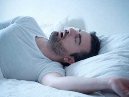 Thông tin doanh nghiệp - Không còn bị thoái hóa cột sống hành hạ nếu biết ngủ 4 tư thế lạ này!