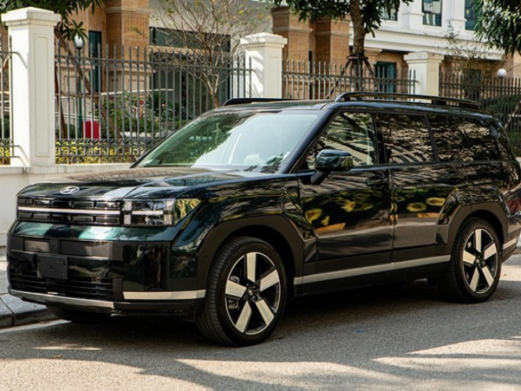 Hyundai SantaFe ưu đãi cao kỷ lục lên tới 220 triệu đồng