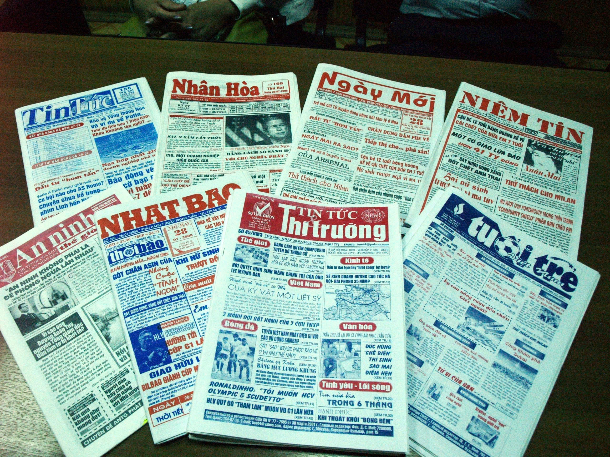 Người Việt ở Nga làm báo Tết - 1