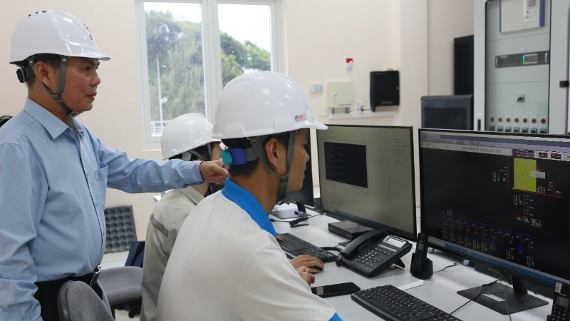 Côn Đảo đón lưới điện quốc gia - 2