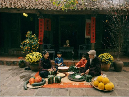 Văn thơ - Bên nồi bánh chưng ngày Tết (tùy bút)