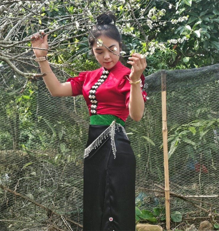 “Cô giáo” Lò Thị Phung muốn lấy 3 đai MMA, knock-out sớm đối thủ vì lý do đặc biệt - 2