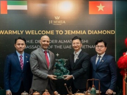 Thông tin doanh nghiệp - Jemmia Diamond đón tiếp Đại sứ UAE: khẳng định vị thế cầu nối thương mại Việt Nam – UAE và kiến tạo "Kim cương vượng khí"