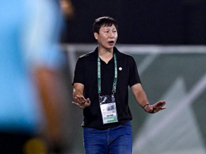 Thể thao - Chiến thắng lịch sử của U23 Việt Nam và khoảnh khắc rất đặc biệt của Kim Sang Sik