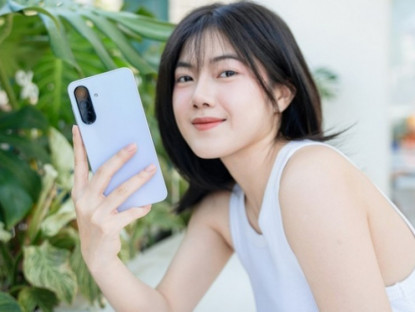 Công nghệ - Ngân sách dưới 10 triệu đồng, mua điện thoại nào du Xuân cho sang?