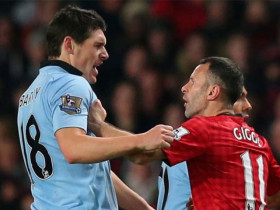 5 sao cày khỏe nhất lịch sử NHA: Giggs đá đến 40 tuổi vẫn kém 2 cựu sao Man City
