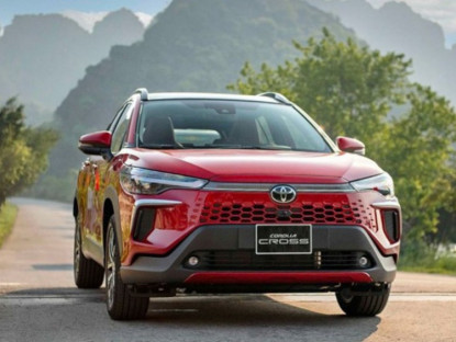 Giao thông - Hàng loạt nhà sản xuất ô tô tính hướng phát triển mới