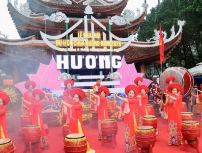 Tin Tức - Chính thức khai hội Chùa Hương năm 2026