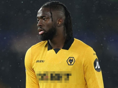 Thể thao - Tin mới nhất bóng đá chiều 23/2: Fan Việt bị nghi miệt thị, phân biệt chủng tộc sao Ngoại hạng Anh