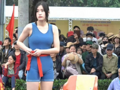 Thể thao - “Thần tiên tỷ tỷ” vật Việt Nam thắng như chẻ tre, làm nức lòng khán giả ở hội làng