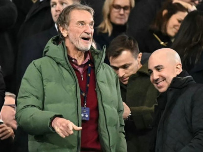 Thể thao - MU nợ 1,29 tỷ bảng vẫn không lo, công bố lãi lớn nhờ tỷ phú Ratcliffe