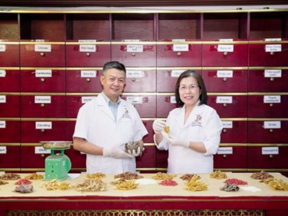 Thông tin doanh nghiệp - Tiến sĩ, bác sĩ CKII Vân Anh – Lương y Đỗ Minh Tuấn: Song hành gìn giữ Nam y Việt