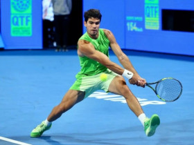 Nóng nhất thể thao sáng 28/2: Alcaraz được khen trình giao bóng lên đỉnh cao mới