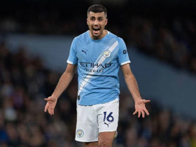 Tin mới nhất bóng đá sáng 1/3: Man City xác định mức giá có thể bán Rodri