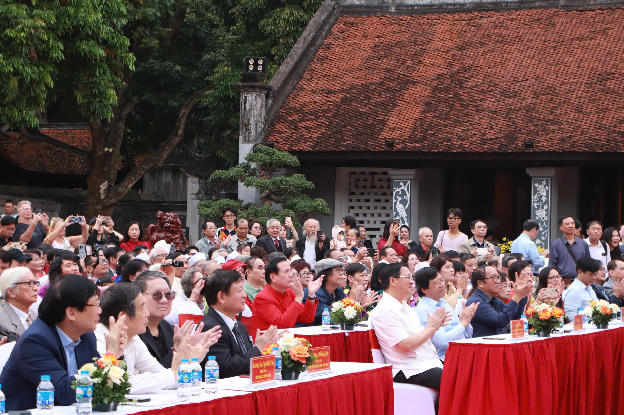 Ngày Thơ Hà Nội 2026: Khát vọng vươn mình ra biển lớn bằng sức bật của thi ca - 2