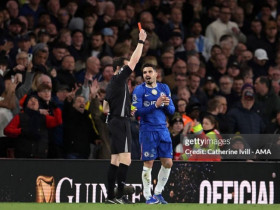 Chelsea vô kỷ luật nhất Ngoại hạng Anh, sắp đủ đội hình 11 người nhận thẻ đỏ