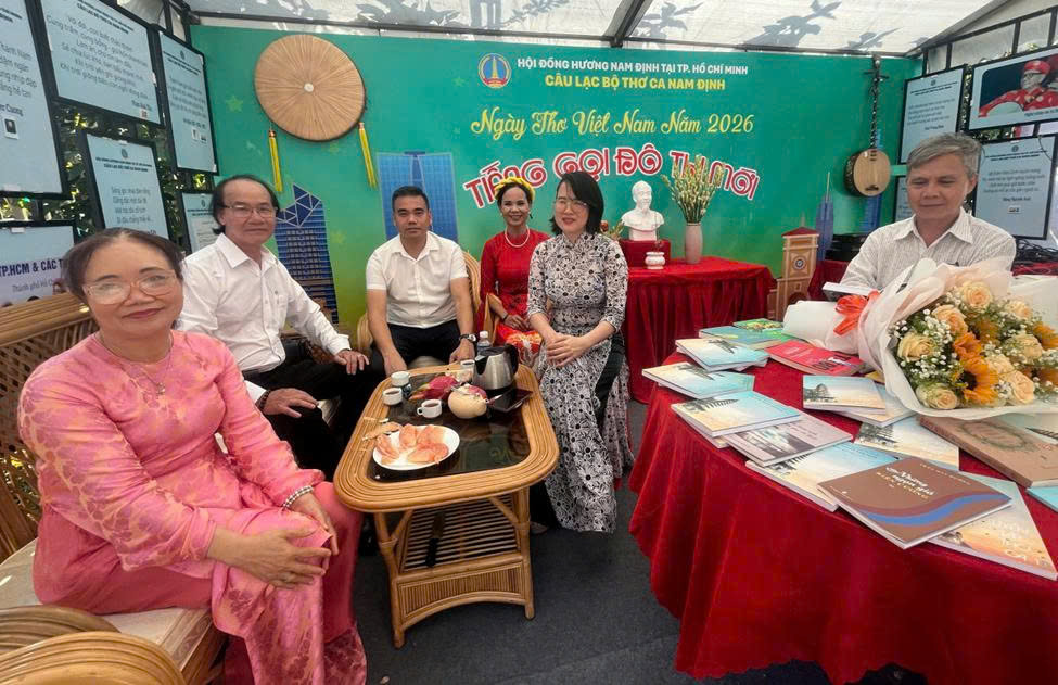 Ngày Thơ Việt Nam 2026 tại TP HCM: Tiếng gọi thi ca giữa lòng "siêu đô thị" - 9