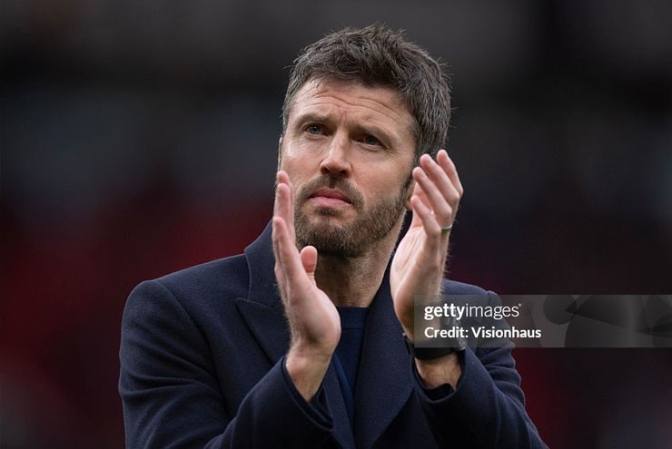 Sesko hồi sinh bất ngờ, Neville muốn MU giữ Carrick làm HLV chính thức - 2