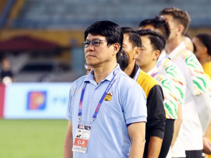 Thể thao - Bầu Đức “chi viện” HLV Vũ Tiến Thành cho CLB Ninh Bình đua vô địch V-League