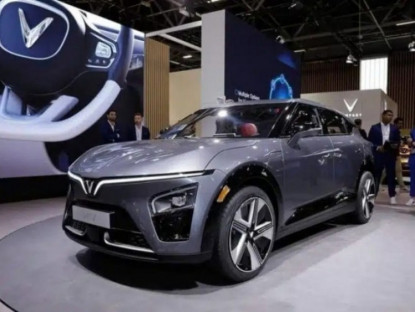 Công nghệ - So sánh VinFast VF7 Eco và Plus: Đâu là điểm khác biệt?