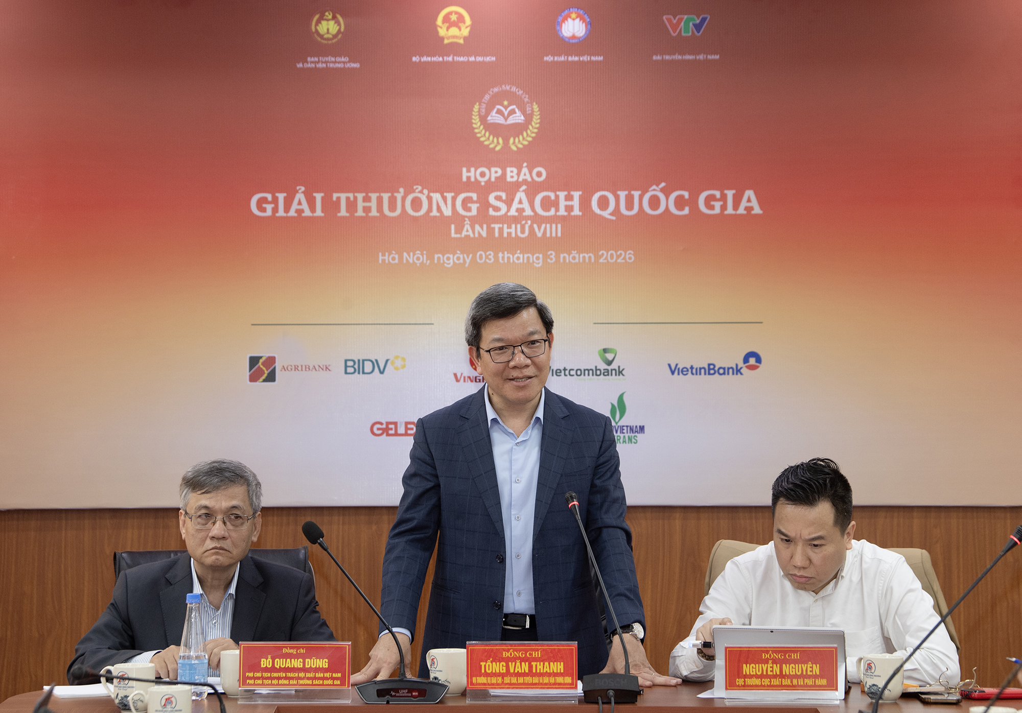 Nhiều điểm mới tại Giải thưởng Sách Quốc gia lần thứ VIII - 1