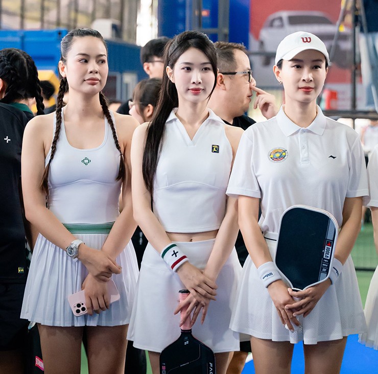 Ca sĩ Minh Hằng khoe dáng tại giải pickleball, á hậu Ánh Vương tiếc vì loại sớm - 8