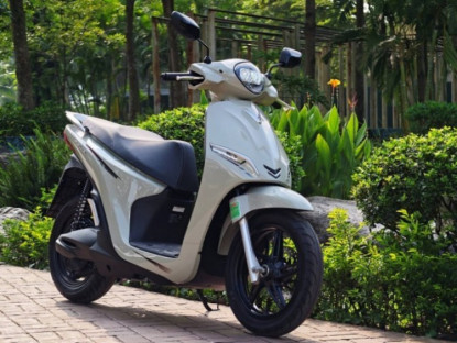 Thông tin doanh nghiệp - VinFast Feliz 2025: Xe máy điện đủ đẹp để đi làm, đủ khỏe để chạy dịch vụ