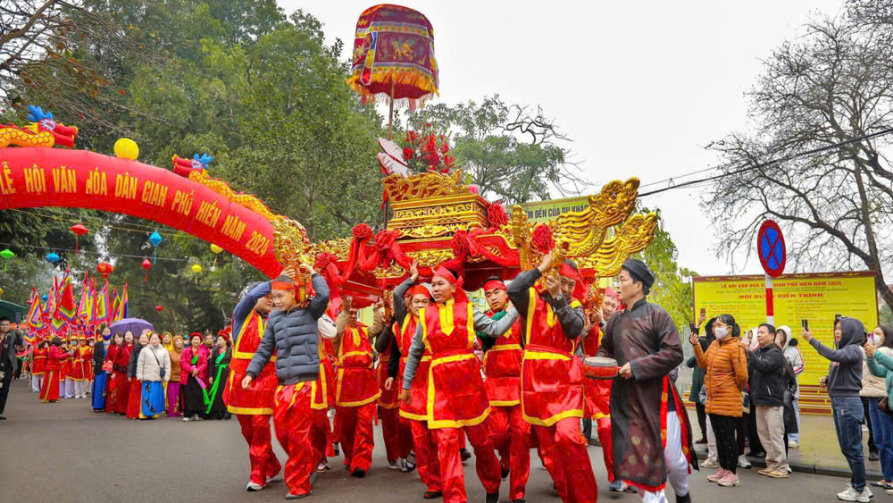 Bảo tồn và phát huy giá trị lễ hội truyền thống gắn với thương cảng Phố Hiến trong giai đoạn phát triển hiện nay - 2
