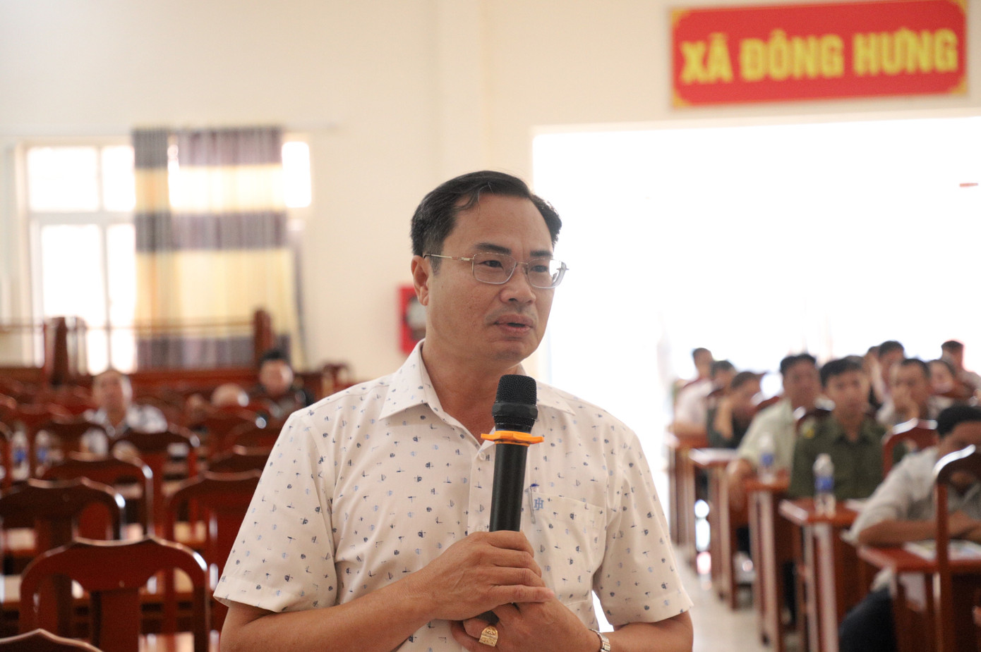 Ứng viên Nguyễn Quỳnh Liên: Làm cầu nối đưa kiến nghị cử tri tới Quốc hội - 3