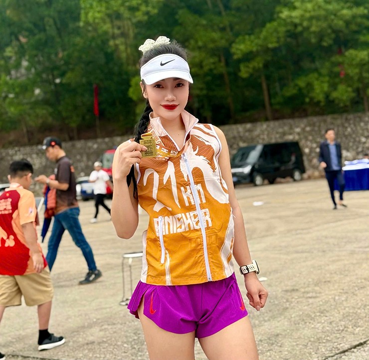 Người đẹp dược sĩ vô địch 55km, hot girl Vy Phan than "quá khổ” ở giải Măng Đen Trail - 4
